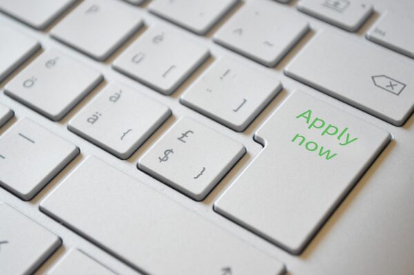 Automations Algorithmic Cliff: Job Polarization And The Future