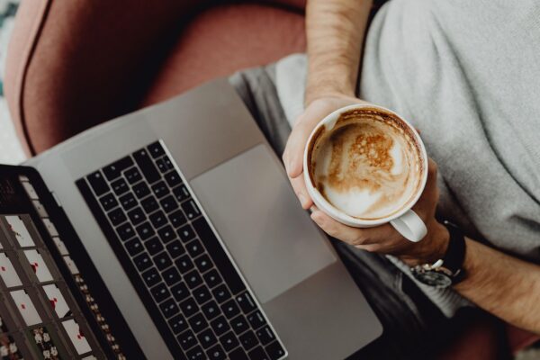Navigating The Asynchronous Frontier: Remote Business Leadership